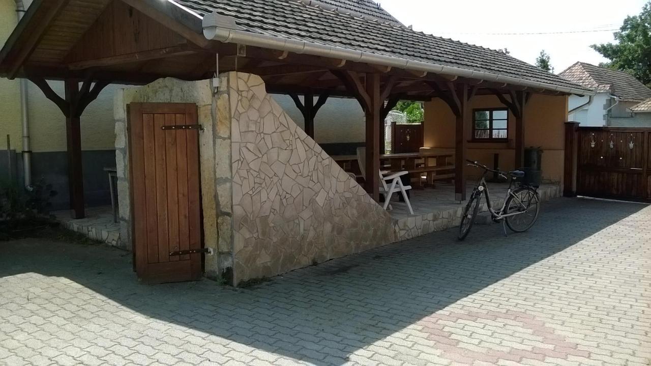 Villa Giulia Vendeghaz Verpelet Luaran gambar