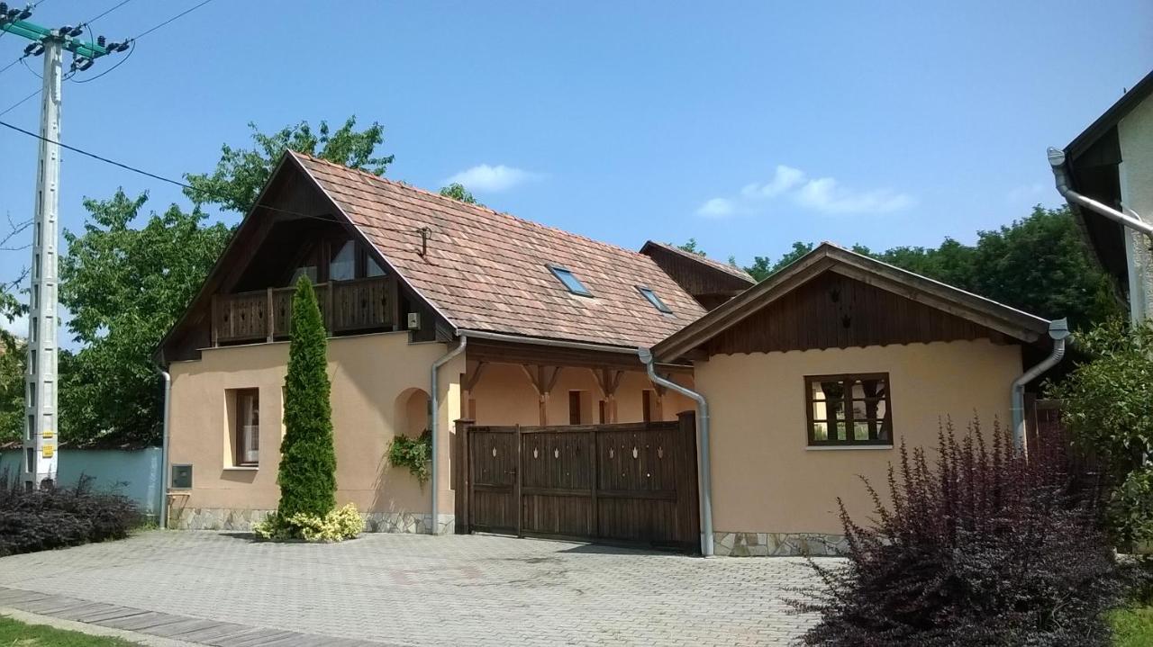 Villa Giulia Vendeghaz Verpelet Luaran gambar